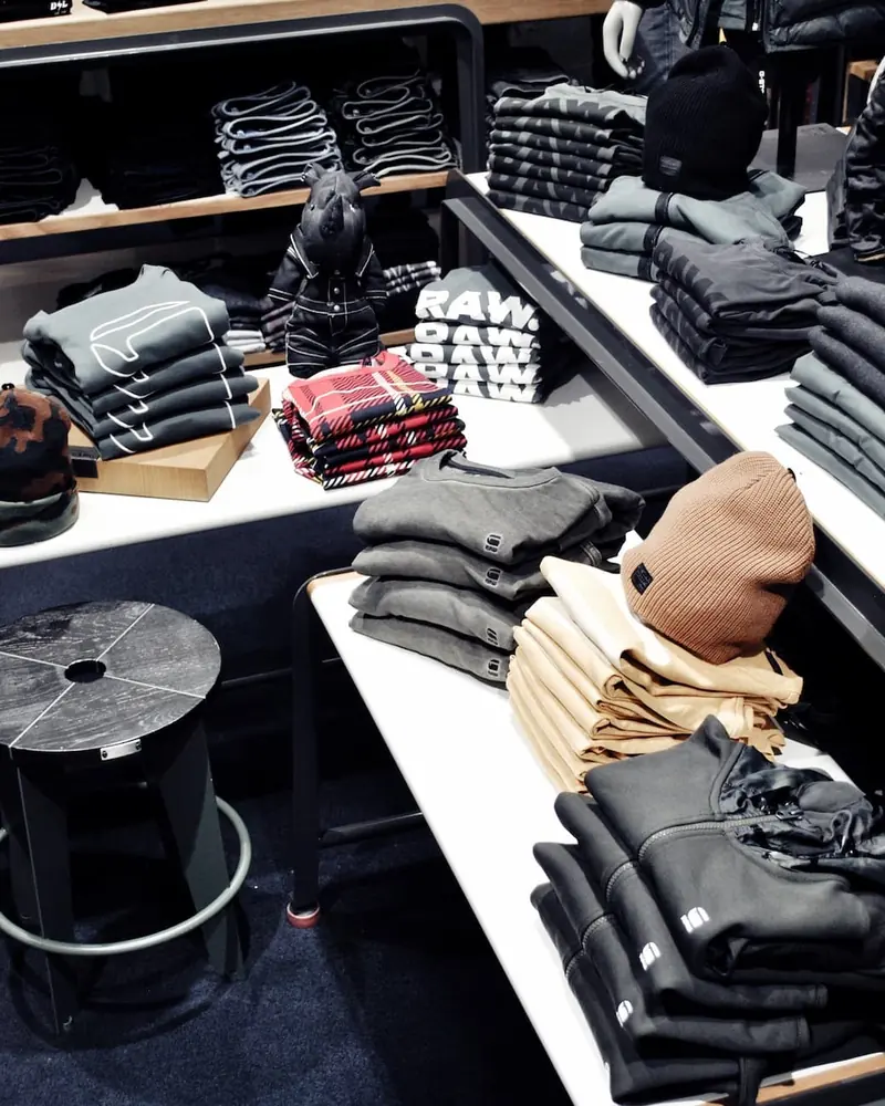 Espace de vente d’une boutique Palace Fashion